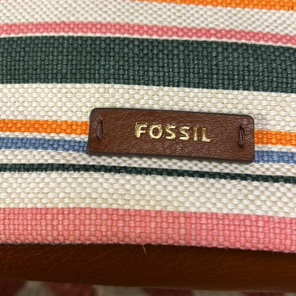 NWT FOSSIL Talulla Hobo Spring Stripe bag with additional and adjustable strap - Picture 6 of 15